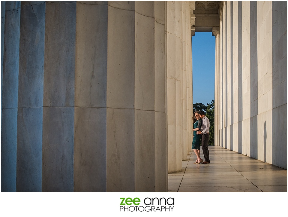 Lincoln Memorial couple's session by Zee Anna Photography