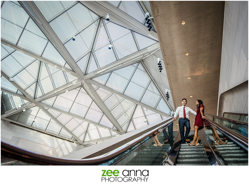 National Gallery of Art engagement portrait by Zee Anna Photography