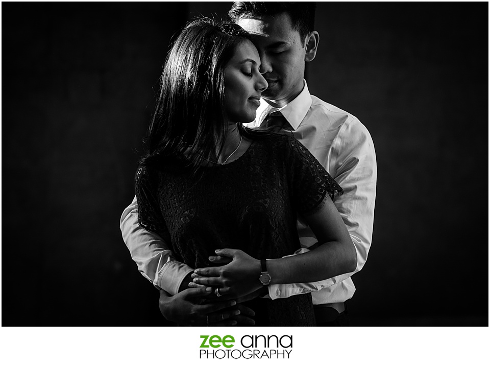 National Gallery of Art engagement portrait by Zee Anna Photography