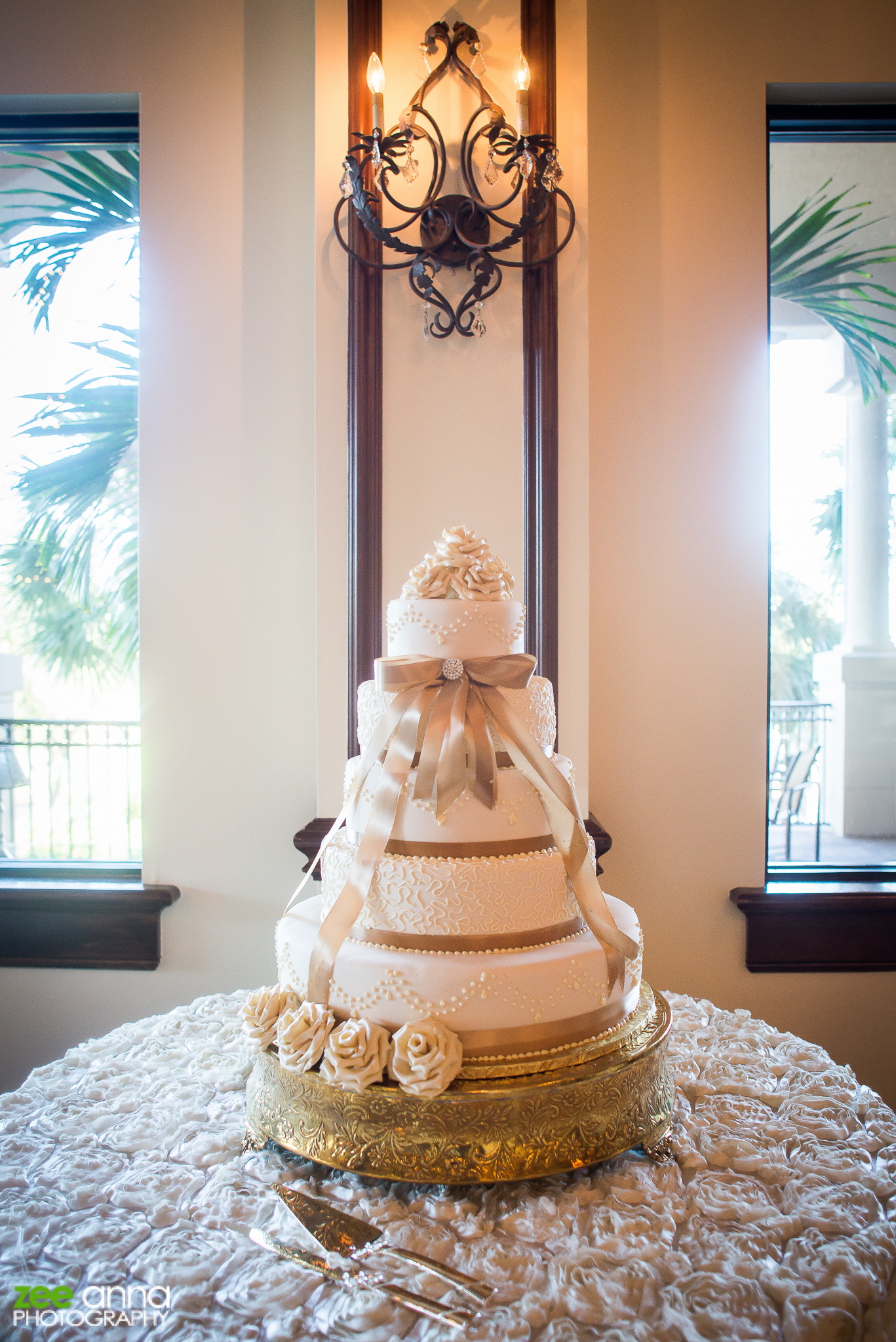 Blog-GrandezzaWedding-Rob+Laurie-1b