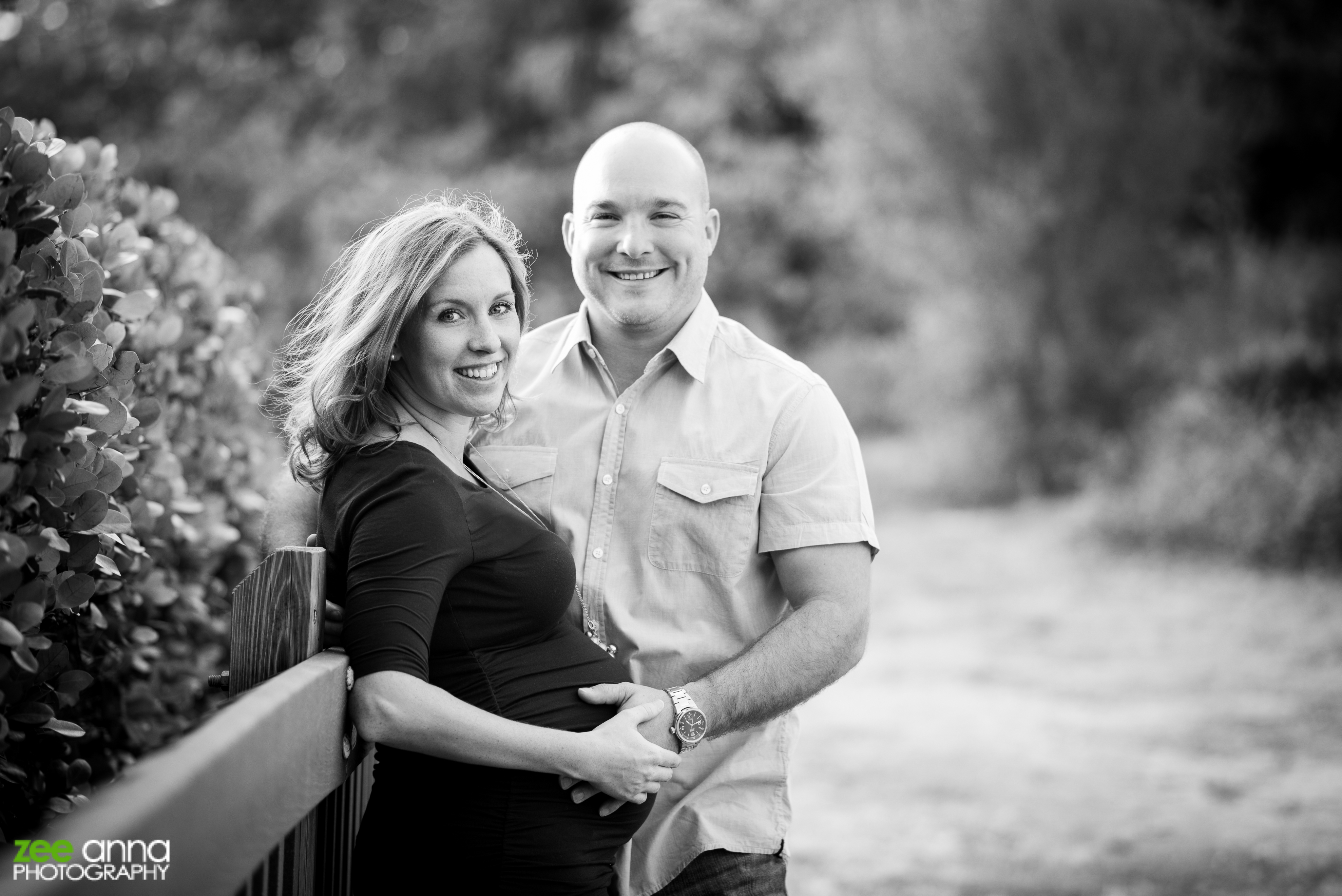 Fort Myers Beach Maternity Shoot - Zee Anna Photography