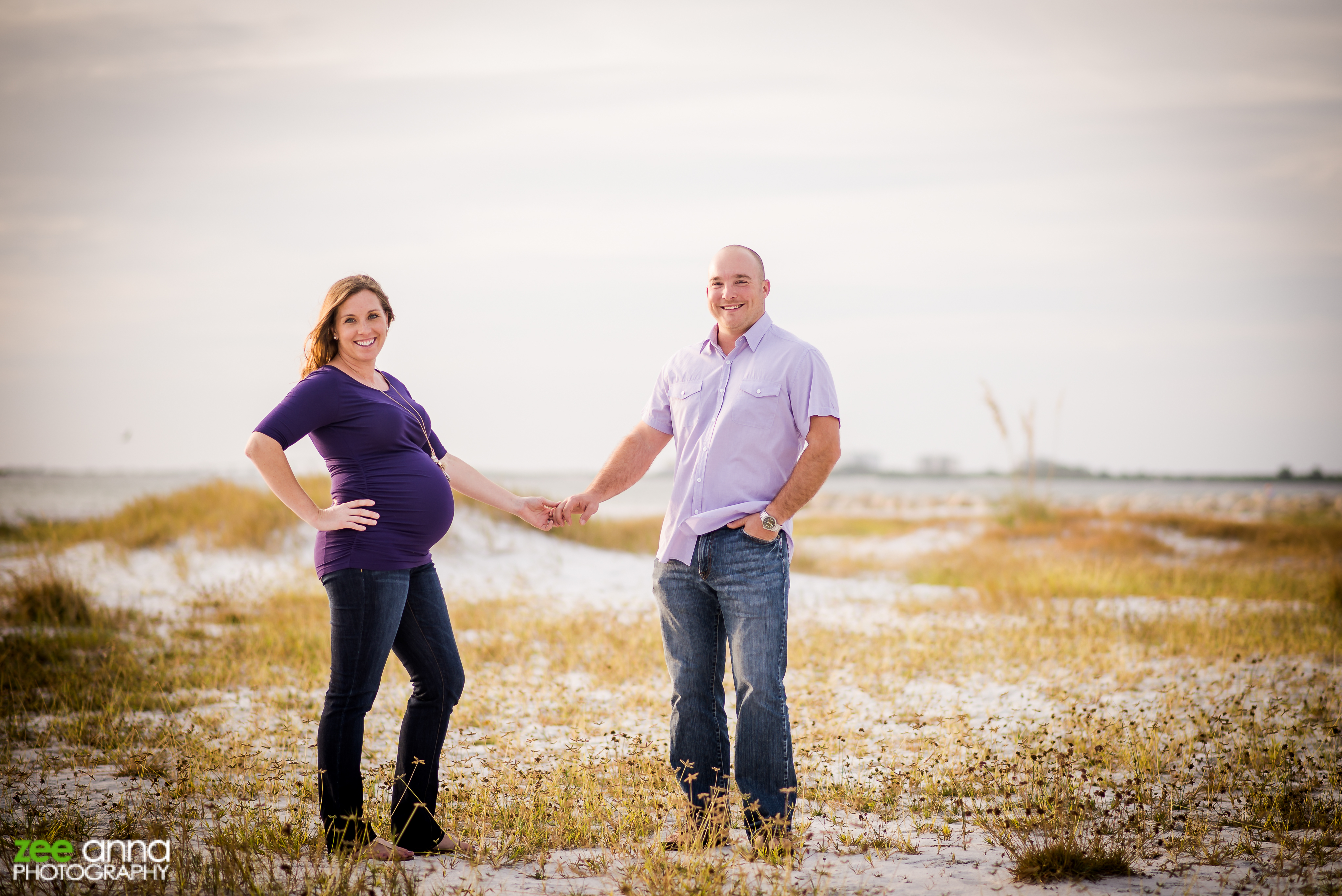 Fort Myers Beach Maternity Shoot - Zee Anna Photography