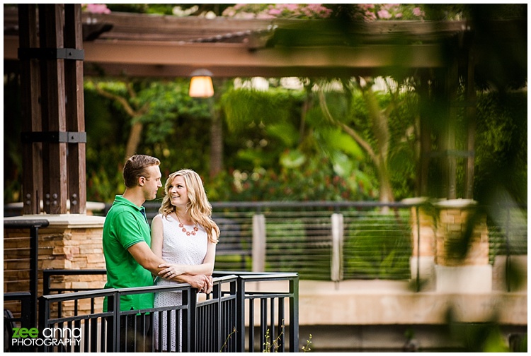 Naples Beach and garden engagement session by zee anna photography