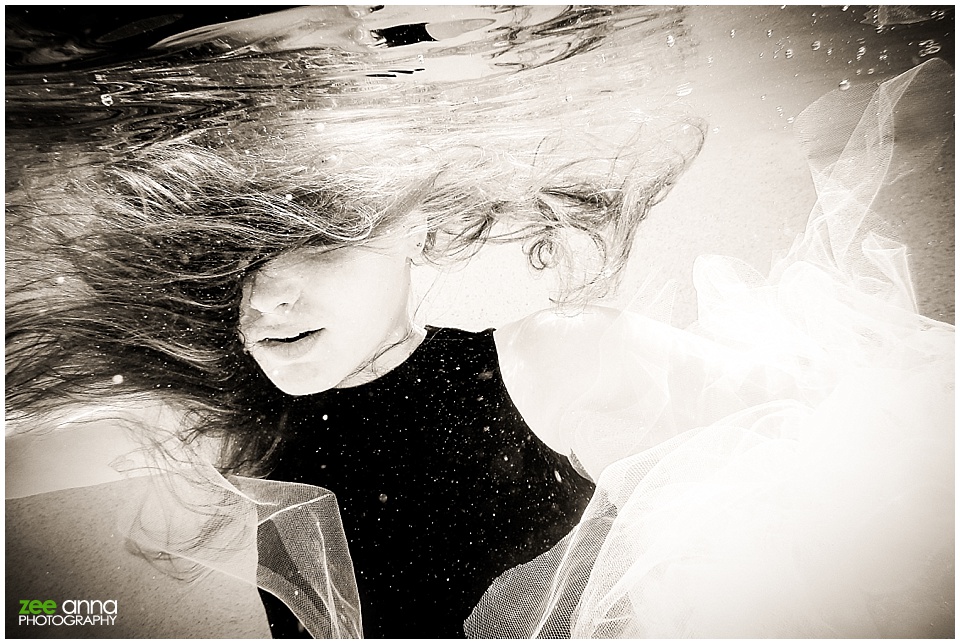 Naples Florida Underwater Photography Portraits by Zee Anna Photography