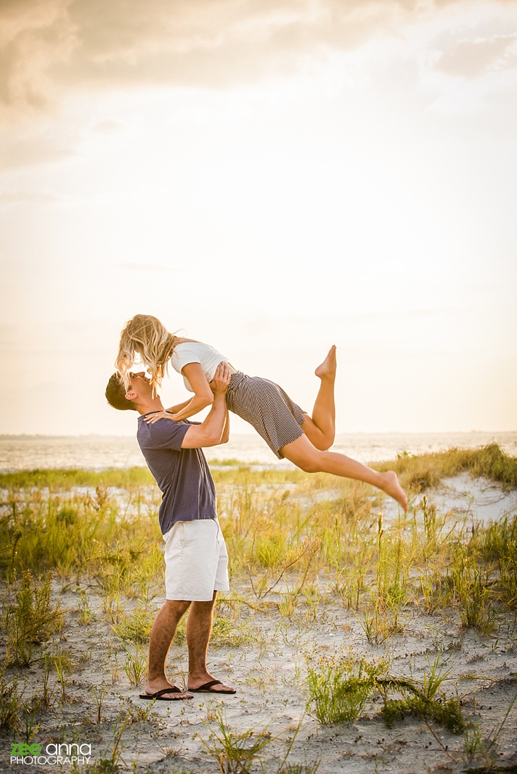 Fort Myers Beach Engagement session by Zee Anna Photography